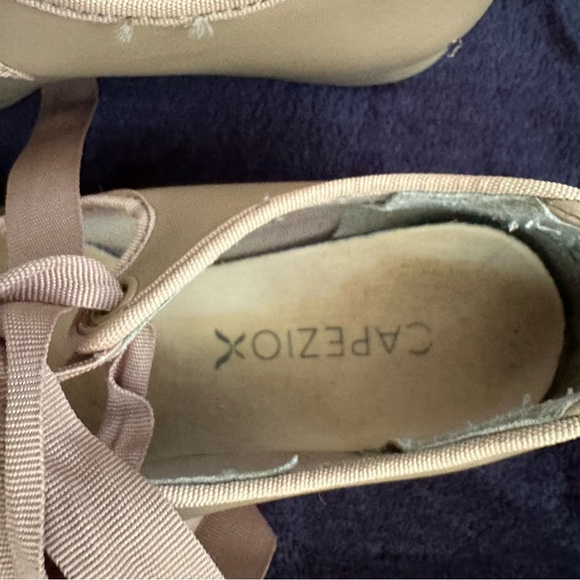 Capezio Tan Tap Shoes with Ribbon - Picture 5 of 8